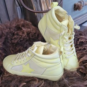 Vintage Havana NWOB size 7 dip dye yellow high-top sneakers
